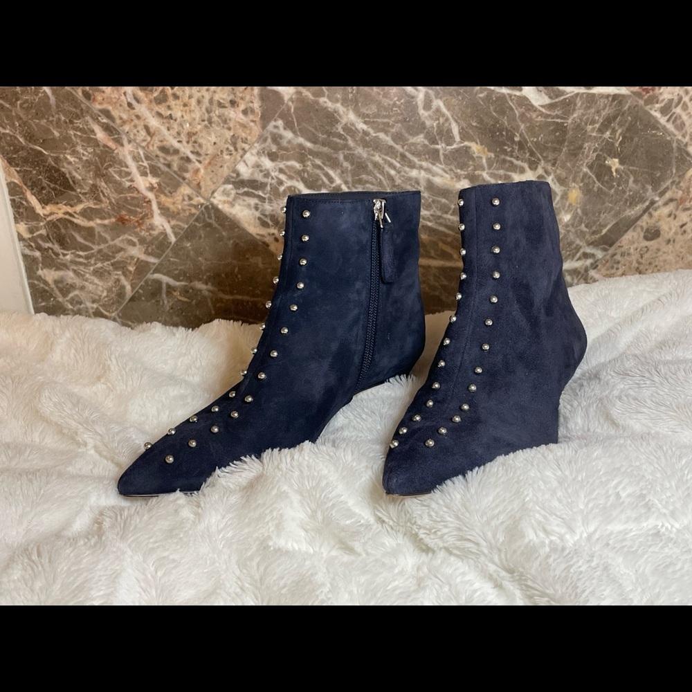 Nine West Ladies Navy Blue Suede Ankle Boot